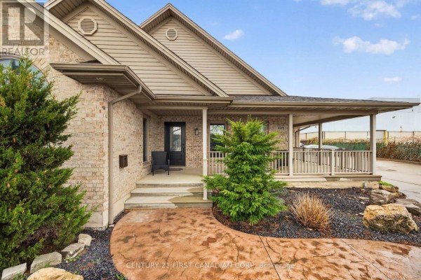 425 Park Avenue W, Chatham Kent, ON, photo 2