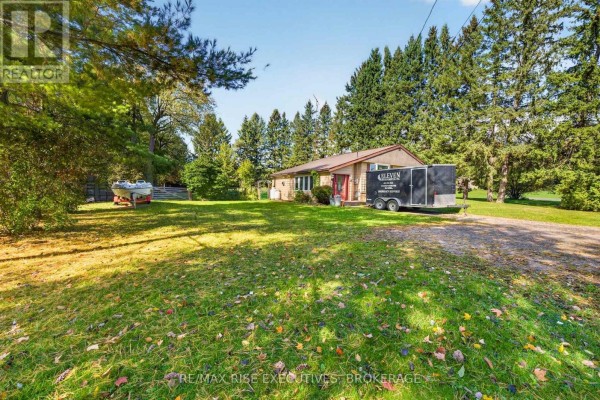 Family room - 4259 Sydenham Road, Frontenac, ON K0H2T0 Photo 2