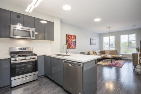 426 15168 33 Avenue, Surrey, BC V3Z0N7 Photo 4