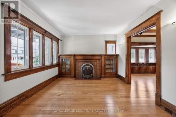 426 Armadale Avenue, Toronto, ON M6S3X8 Photo 4