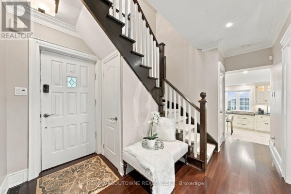 Office - 426 Trafalgar Road, Oakville, ON L6J3H7 Photo 3