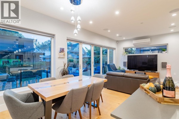 426 W 17th Avenue, Vancouver, BC V5Y2A2 Photo 5