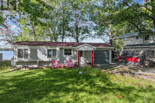 4268 Armitage Avenue, Ottawa, ON K0A1T0 Photo 2
