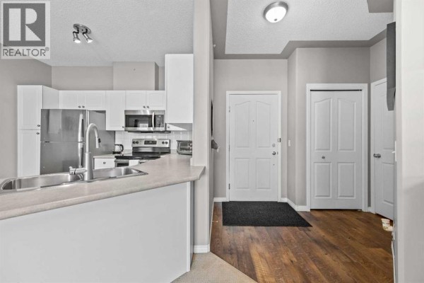 Foyer - 427, 345 Rocky Vista Park Nw, Calgary, AB T3G5K6 Photo 4