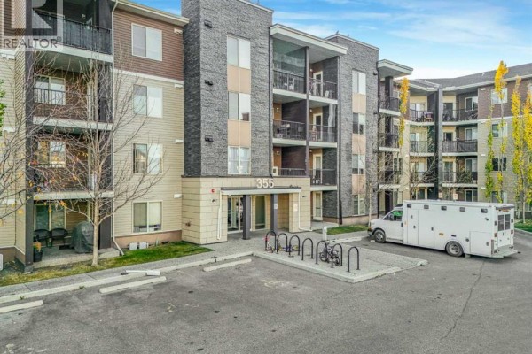 Living room - 427, 355 Taralake Way Ne, Calgary, AB T3J0M1 Photo 2