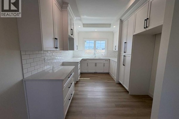 2pc Bathroom - 427 Meadowlark Way, Vulcan, AB T0L2B0 Photo 4