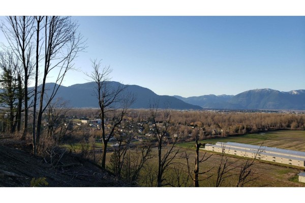 4270 Tempus Drive, Yarrow, Yarrow, BC V2R6G1 Photo 4