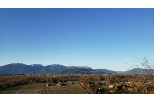 4270 Tempus Drive, Yarrow, Yarrow, BC V2R6G1 Photo 5