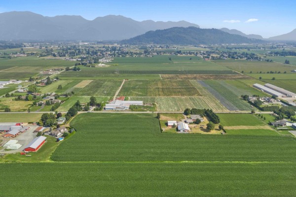 42747 Keith Wilson Road, Greendale, Sardis   Greendale, BC, photo 2