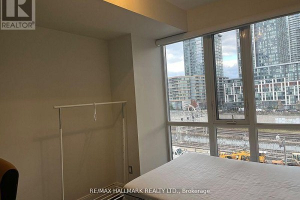 Bedroom 2 - 428 - 560 Front Street W, Toronto, ON M5V1C1 Photo 4