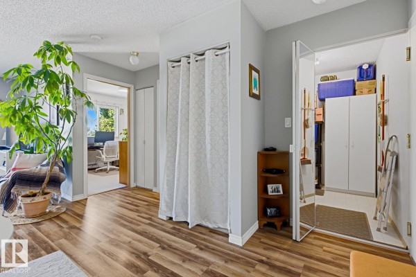 #428 2520 50 St Nw, Edmonton, AB T6L7A8 Photo 5