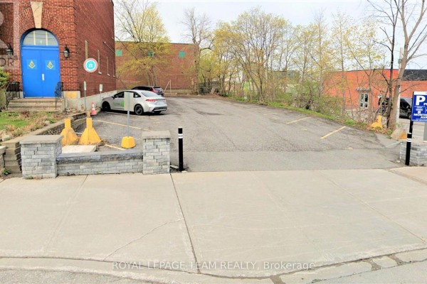 428 Churchill Avenue, Ottawa, ON K1Z5C9 Photo 3
