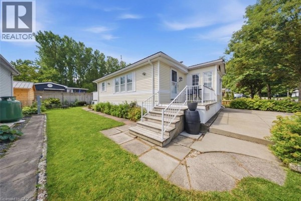 428 Pine Pass, Wellington, ON, photo 2
