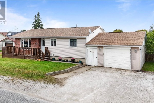 428 Wood Street, Espanola, ON P5E1M4 Photo 3