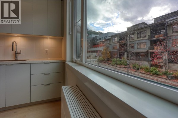 4280 Red Mountain Road Unit# 213, Rossland, BC V0G1Y0 Photo 4