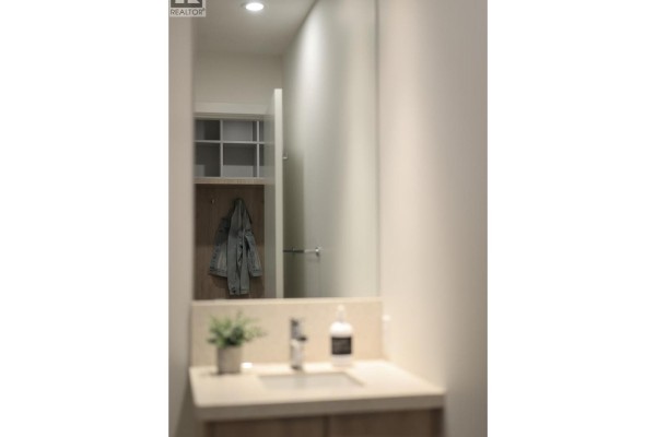 4280 Red Mountain Road Unit# 318, Rossland, BC V0G1Y0 Photo 5