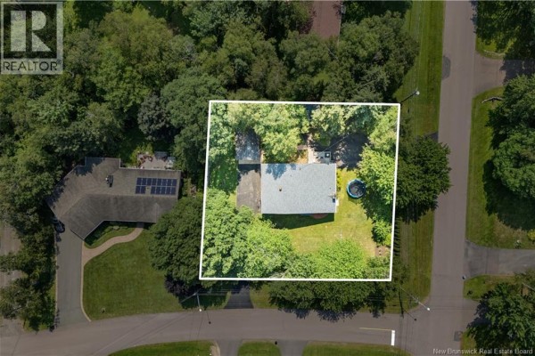 Bath (# pieces 1-6) - 429 Beauport Street, Shediac, NB E4P1G4 Photo 4