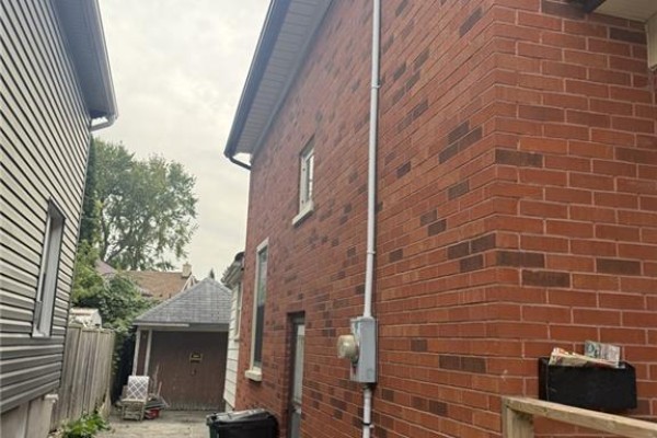Kitchen - 429 Park Street, Kitchener, ON N2G1N4 Photo 5
