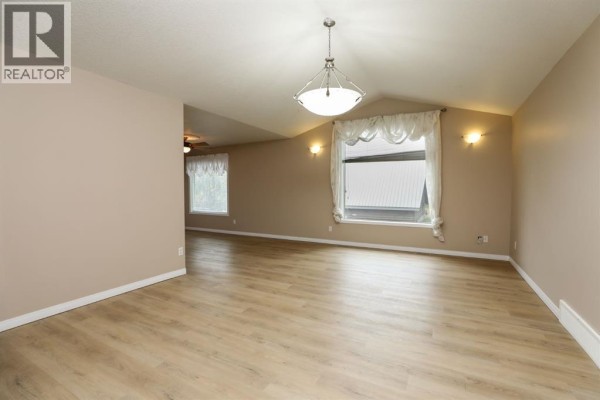 Bedroom - 429 S 2 Street W, Magrath, AB T0K1J0 Photo 4