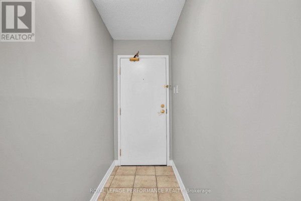429 Somerset Street W, Ottawa, ON K2P2P5 Photo 4