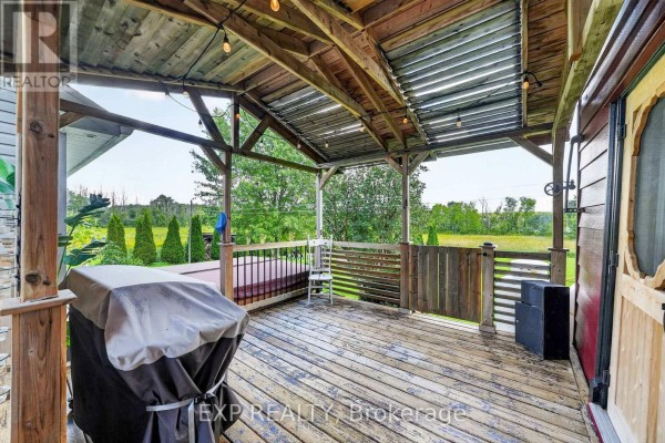 Foyer - 4297 County Rd 12 Road, South Stormont, ON K0C1R0 Photo 5