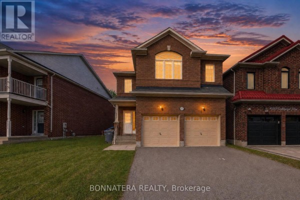 4297 Guildwood Way, Mississauga, ON, photo 2