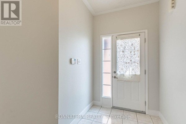 Eating area - 4297 Guildwood Way, Mississauga, ON L5R0A7 Photo 5