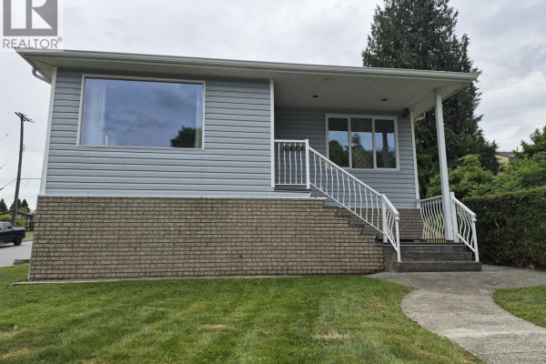 4298 Mcgill Street, Burnaby, BC V5C1M9 Photo 2