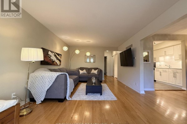 Utility room - 43 - 51 Broadfield Drive, Toronto, ON M9C5P2 Photo 4