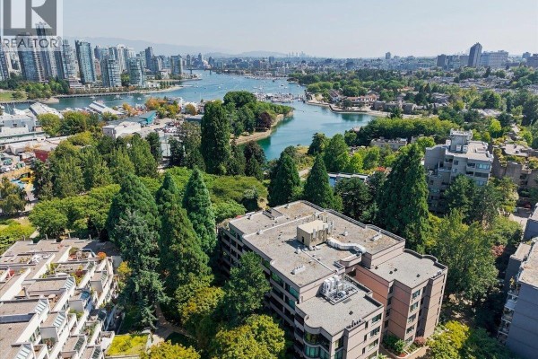 43 1425 Lamey's Mill Road, Vancouver, BC V6H3W2 Photo 4