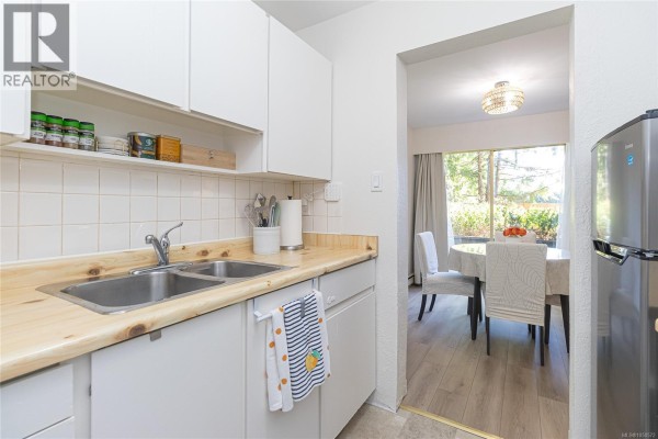 Laundry room - 43 840 Craigflower Rd, Esquimalt, BC V9A2X1 Photo 5