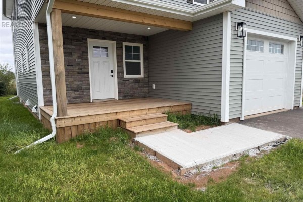 43 Acadian Avenue, Summerside, PE, photo 3