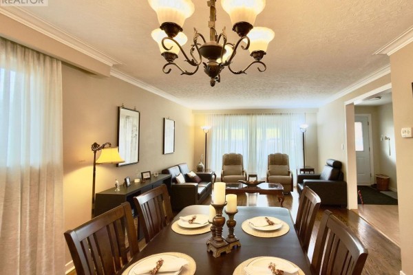 Primary Bedroom - 43 Appian Drive, Toronto, ON M2J2P8 Photo 5