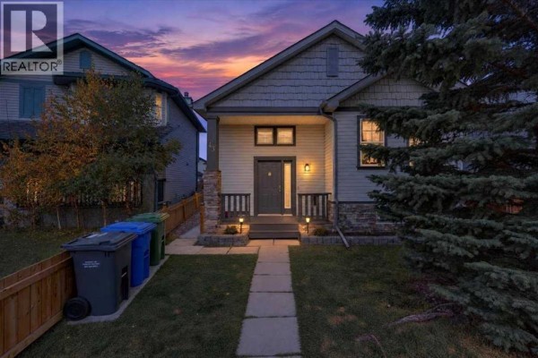 Residential for sale at 43 Cimarron Meadows Bay, Okotoks, AB - MLS® f7ea8N