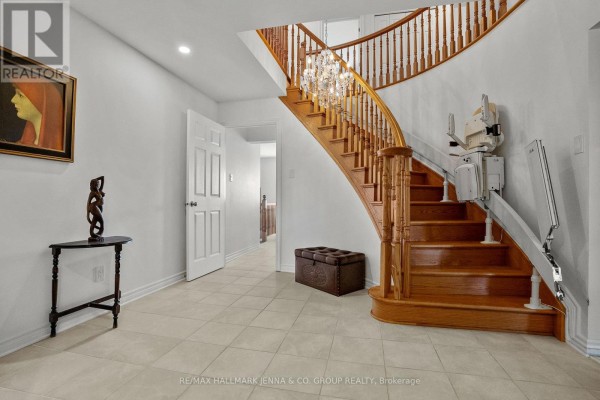43 Elke Drive, Ottawa, ON K2J2B9 Photo 4