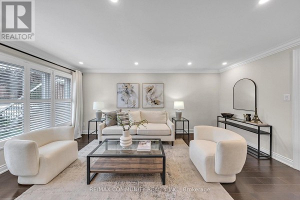 43 Fieldwood Drive, Toronto, ON M1V3G3 Photo 2
