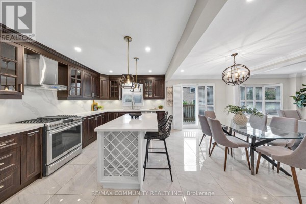 43 Fieldwood Drive, Toronto, ON M1V3G3 Photo 4