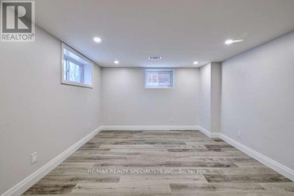 Bedroom 2 - 43 Firwood (lower) Crescent, Toronto, ON M9B2V9 Photo 5
