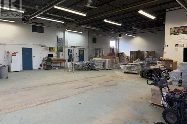 43 Industrial Park Cres, Sault Ste  Marie, ON P6B5P3 Photo 4