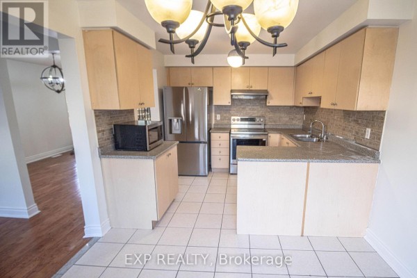 43 Luella Crescent, Brampton, ON L7A3H8 Photo 5