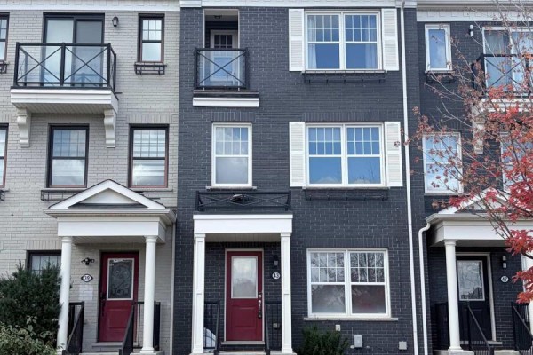 43 Milt Storey Lane, Whitchurch Stouffville