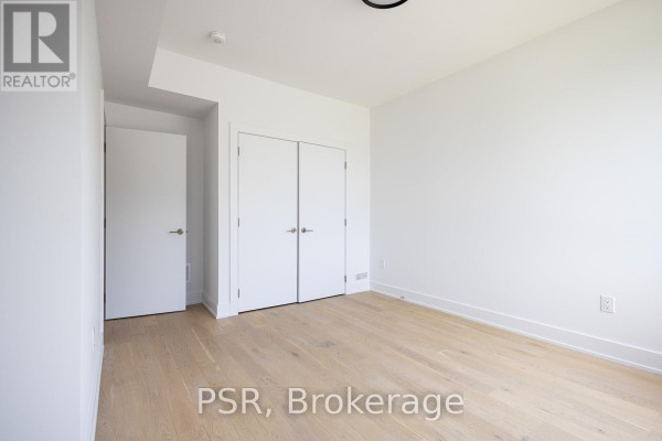 Bedroom 3 - 43 Muskoka Bay Boulevard, Gravenhurst), ON P1P0A1 Photo 5