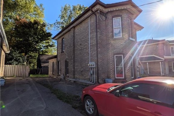 43 Port Street, Brantford, ON, photo 3