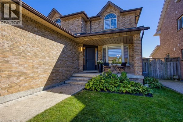 2pc Bathroom - 43 Spadara Drive, Hamilton, ON L9B2K3 Photo 2