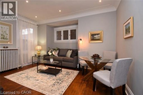 Primary Bedroom - 43 Spadina Avenue Unit# 1, Hamilton, ON L8M2X2 Photo 5
