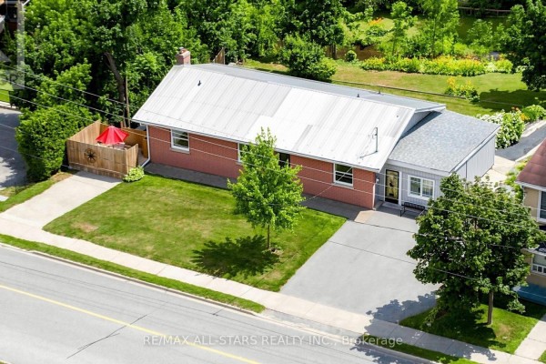 Laundry room - 43 Toronto Street N, Uxbridge, ON L9P1E6 Photo 4