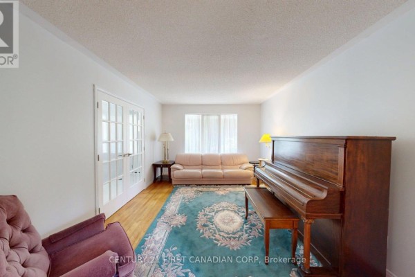 43 Walmer Gardens, London North, ON N6G4H5 Photo 5
