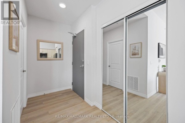 Dining room - 430 - 70 Dean Avenue, Barrie, ON L4N0C2 Photo 2