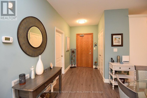 Bedroom 2 - 430 - 8111 Forest Glen Drive S, Niagara Falls, ON L2H2Y7 Photo 5