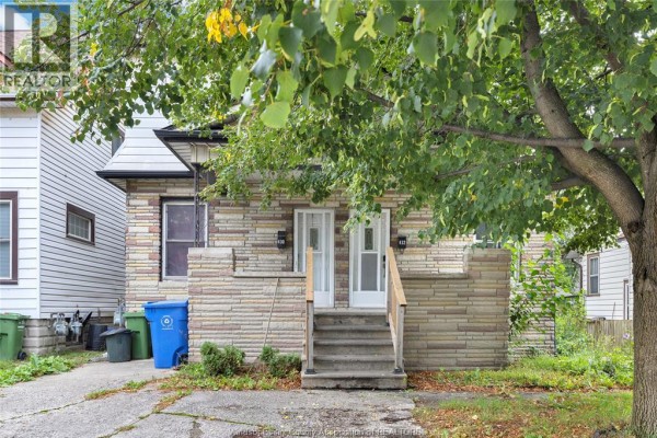 3pc Bathroom - 430-432 Campbell, Windsor, ON N9B2H4 Photo 2